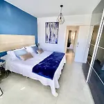 Luxury Gueldera *