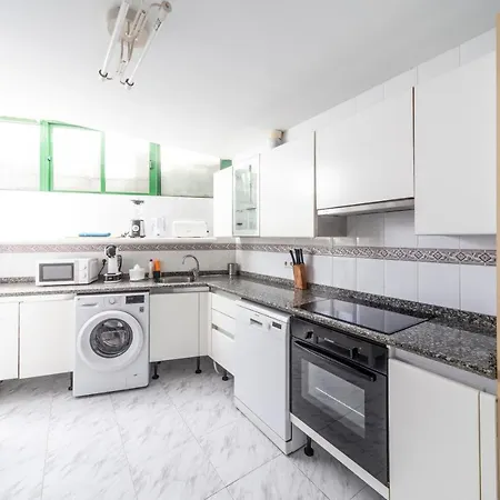 Luxury Gueldera شقة بلايا هوندا